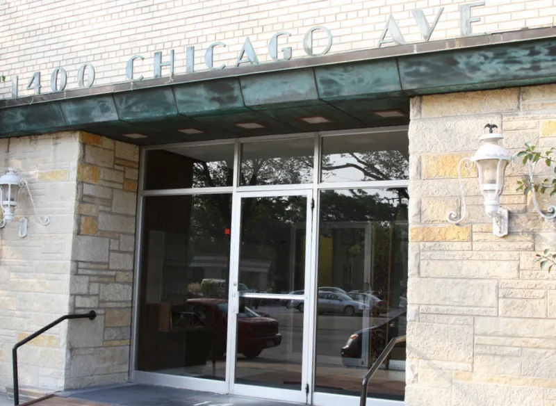 1400 Chicago Apartments