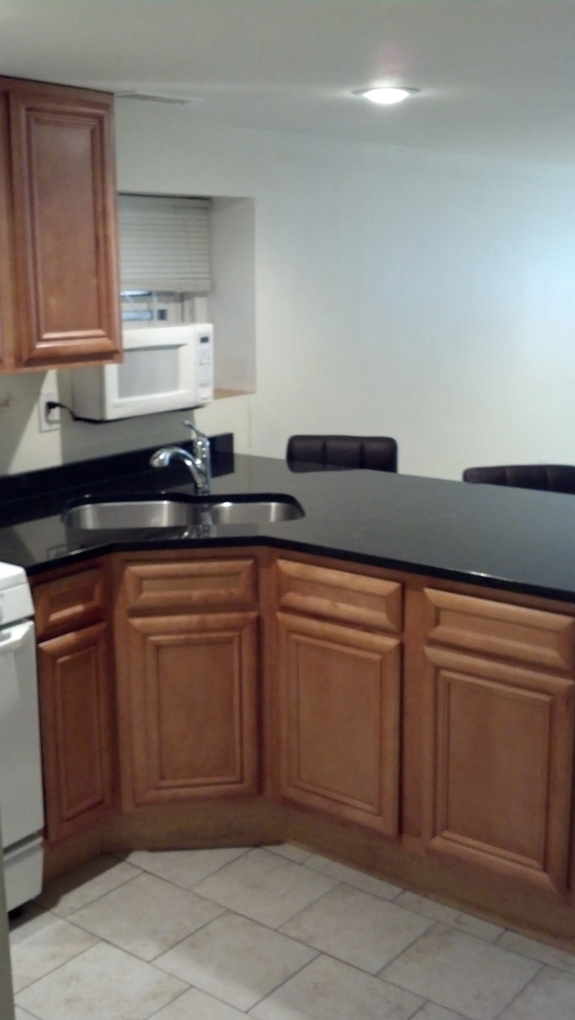 2143 N OAKLEY AVE 60647-Oakley Apartments-unit#1-Chicago-IL