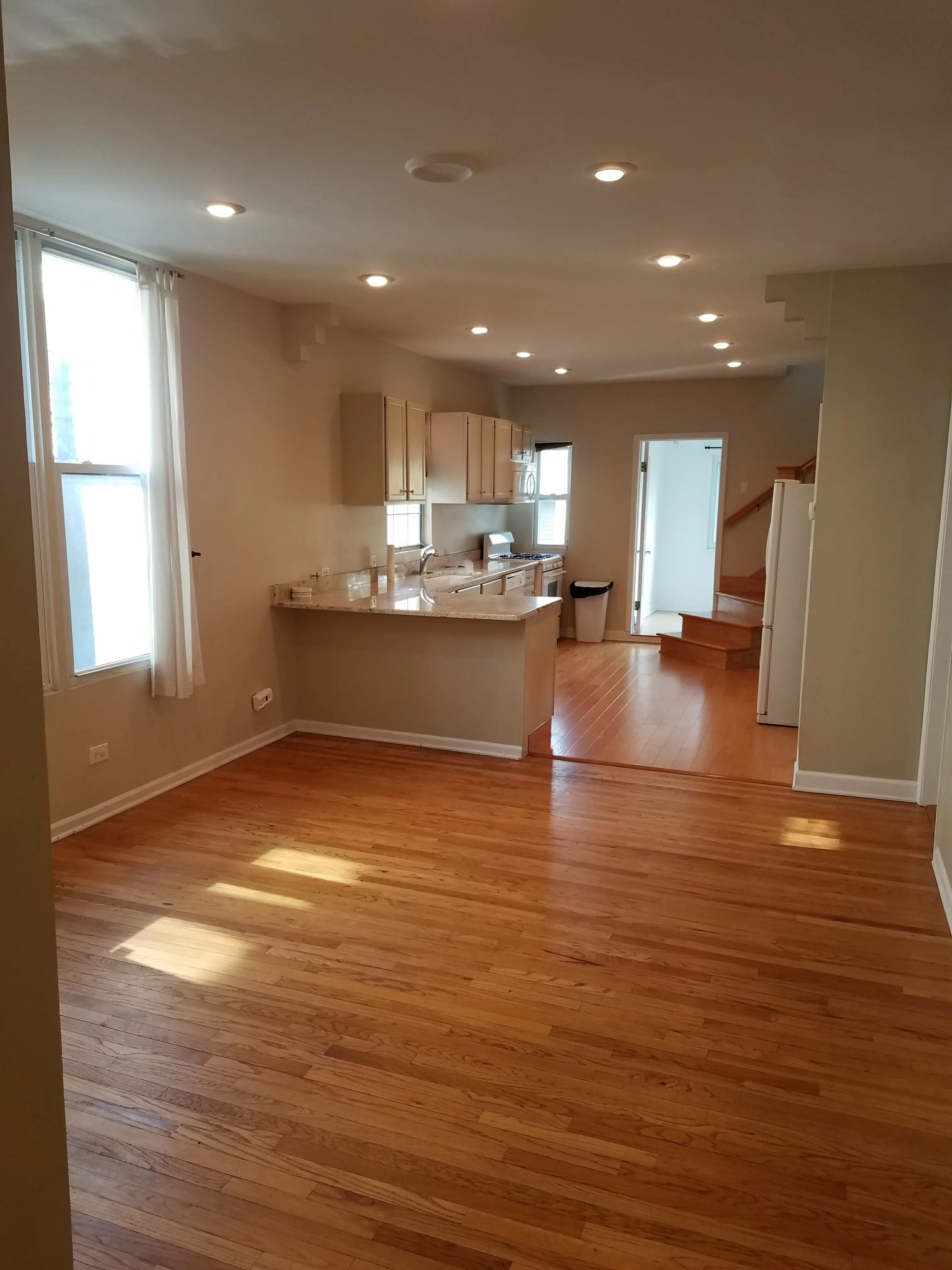 1903 W GEORGE ST 60657-1903 W. George-unit#2-Chicago-IL