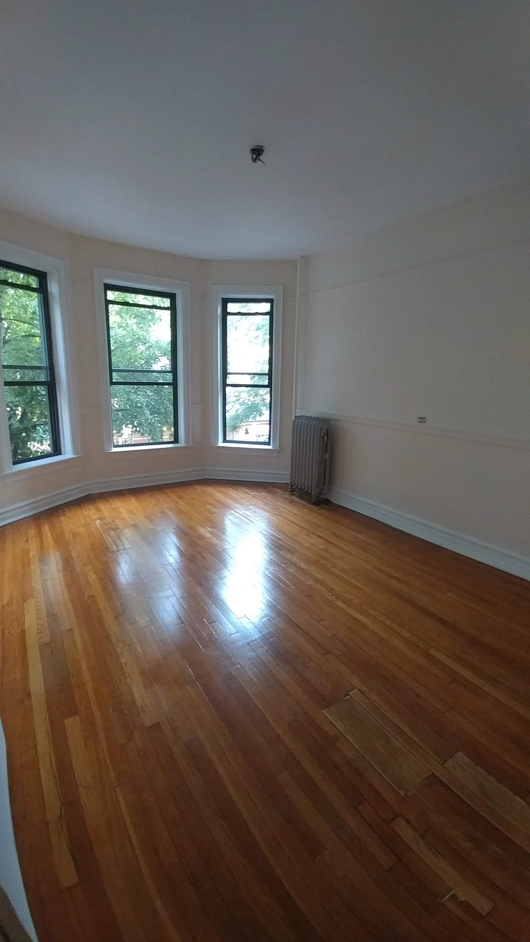 3 bed 1st Floor Living Room