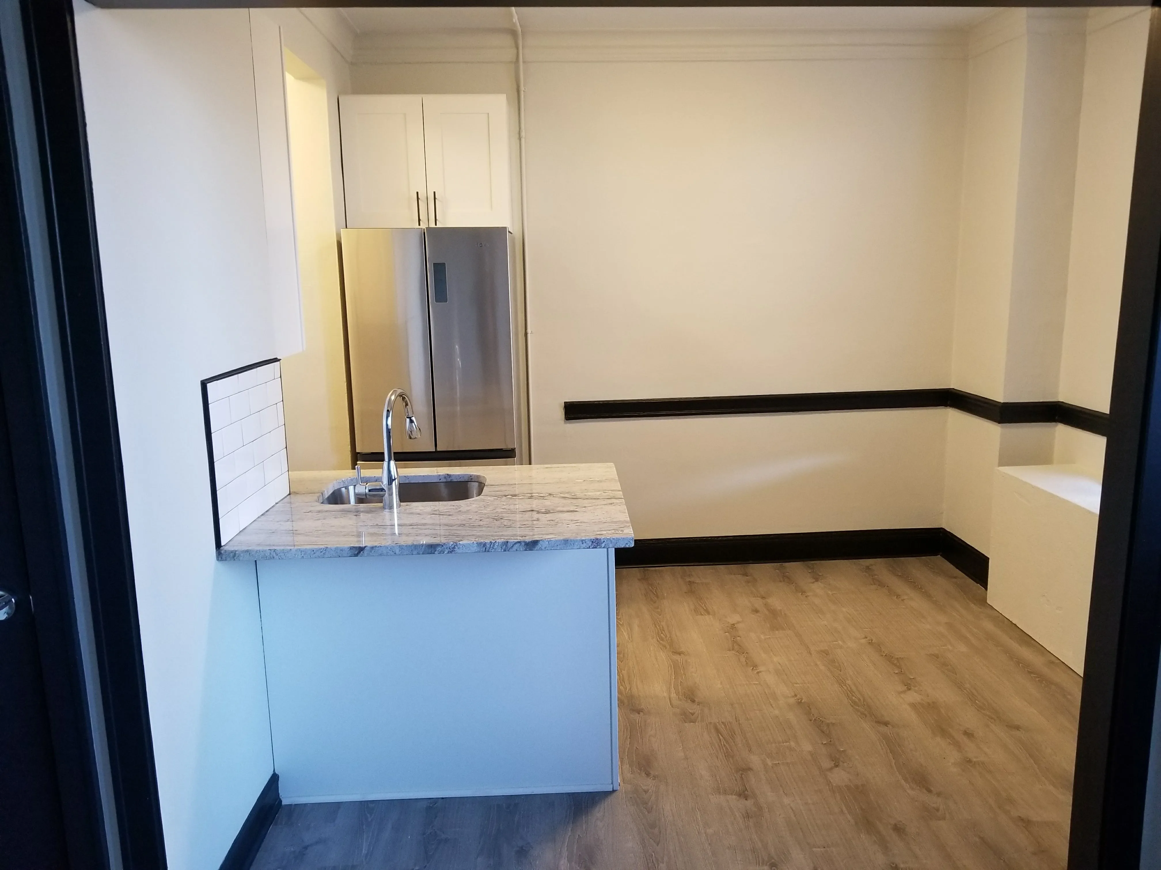 Renovated Kitchen/ Living Room