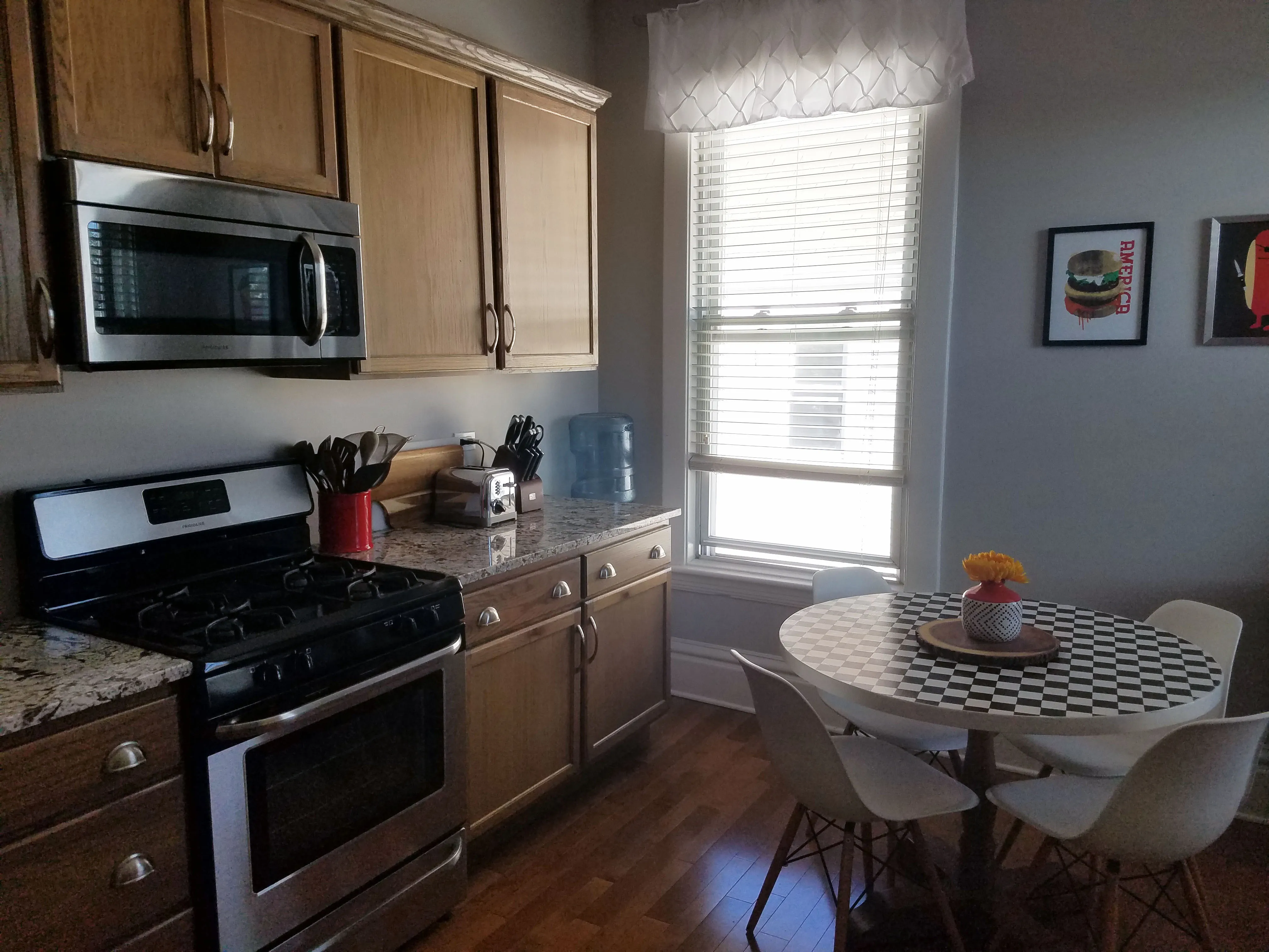 1925 W LARCHMONT AVE 60613-1925 W. Larchmont-unit#03-Chicago-IL