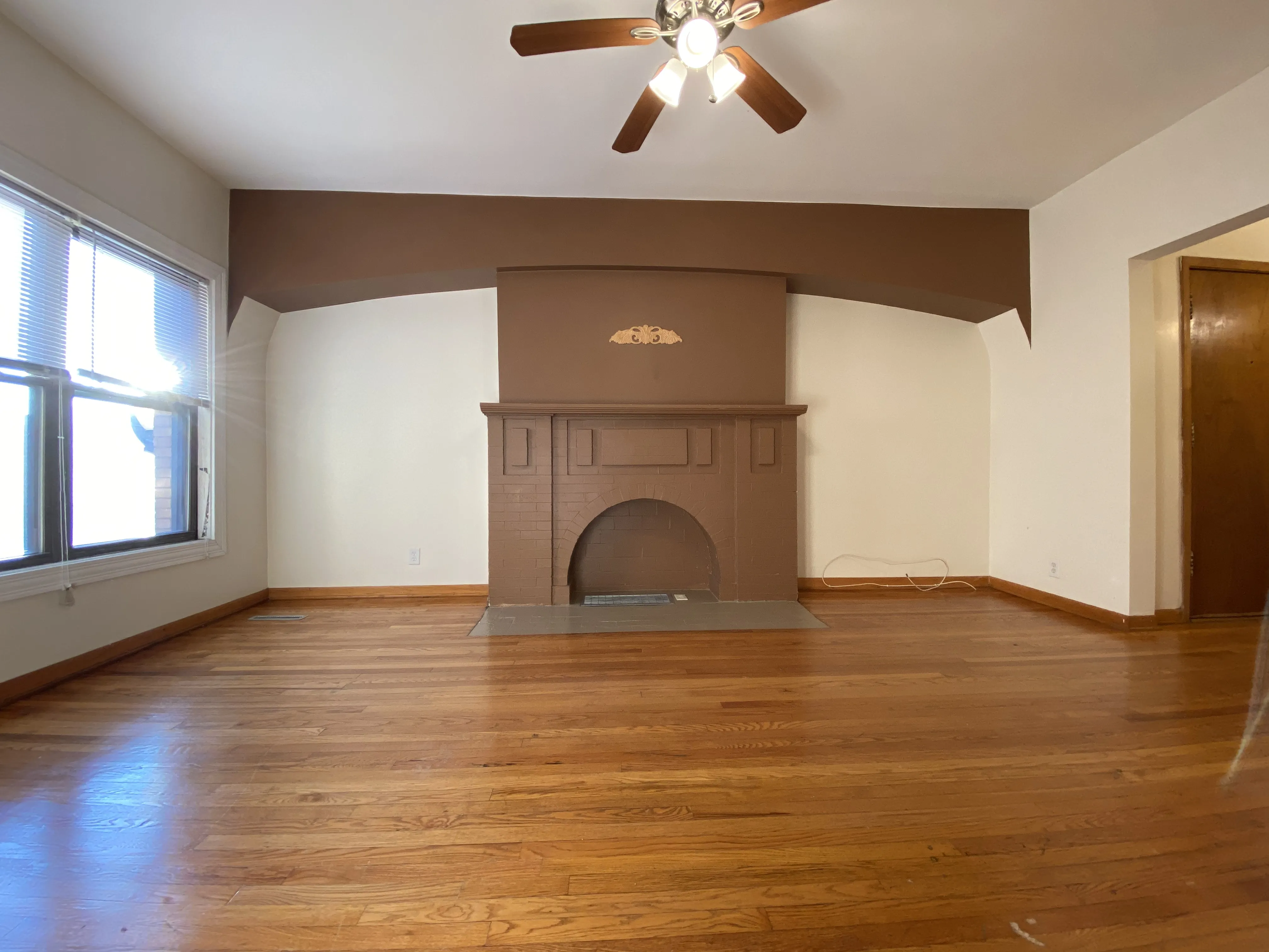 940 W WINDSOR AVE 60640-unit#1-Chicago-IL