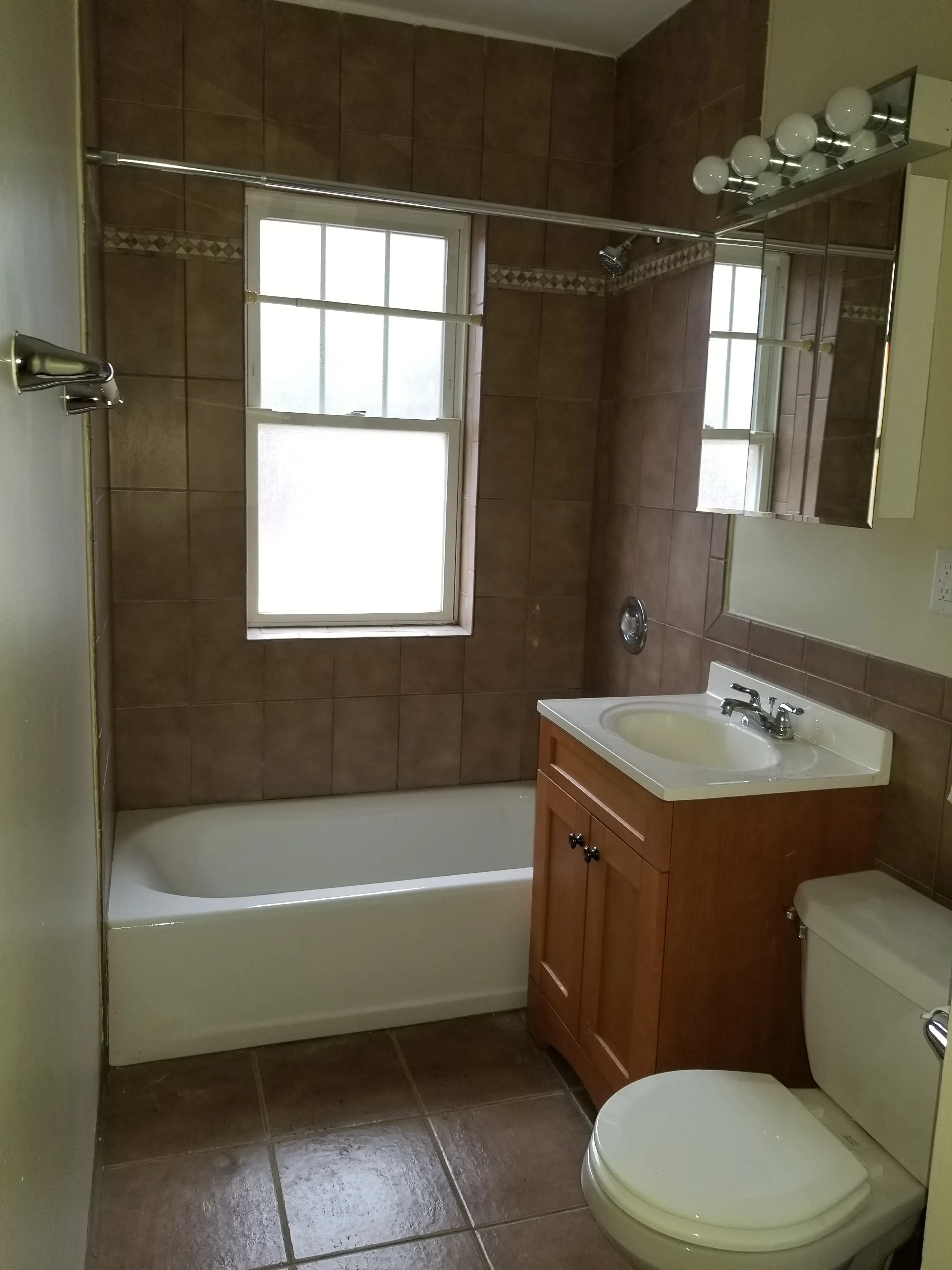 3401 N AVERS AVE 60618-unit#01-Chicago-IL