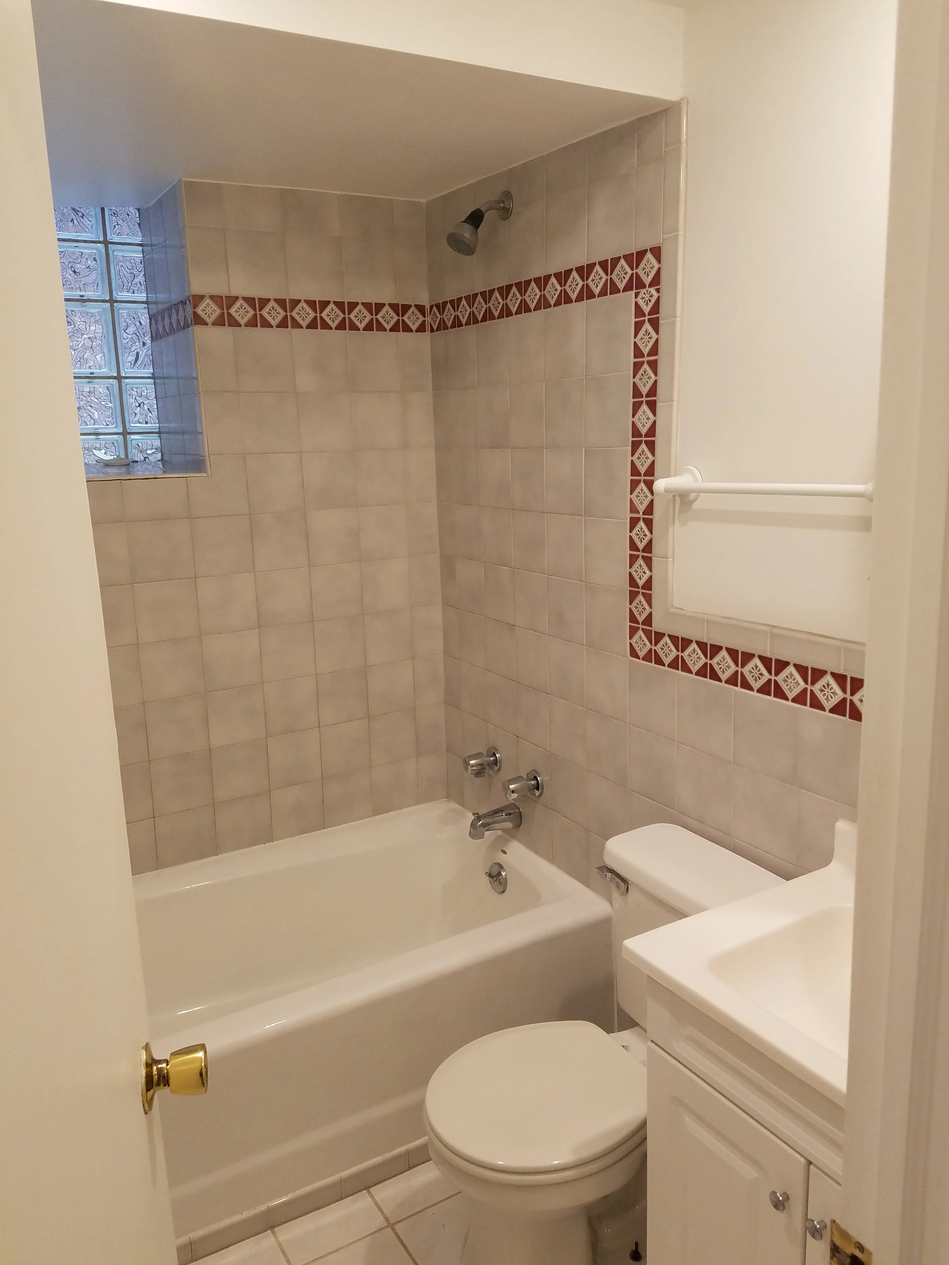 3642 N JANSSEN AVE 60613-unit#01-Chicago-IL