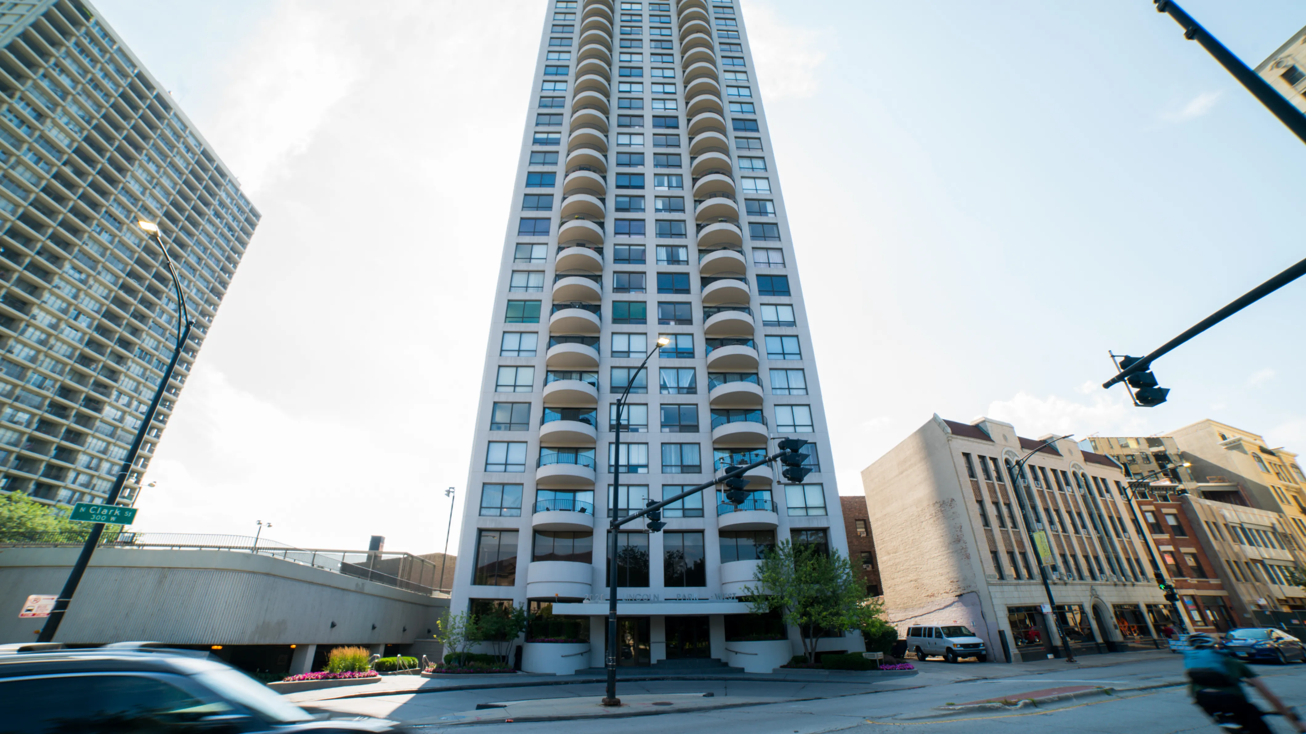 2020 N LINCOLN PARK WEST 60614-2020 N Lincoln Park West-Chicago-IL