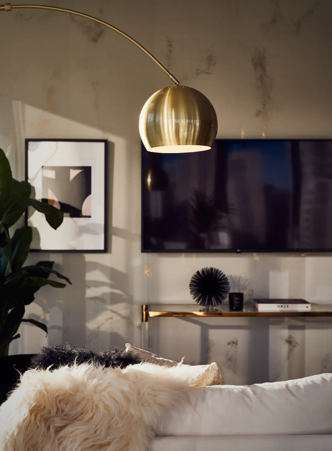 369 W Grand Apartments Chicago 