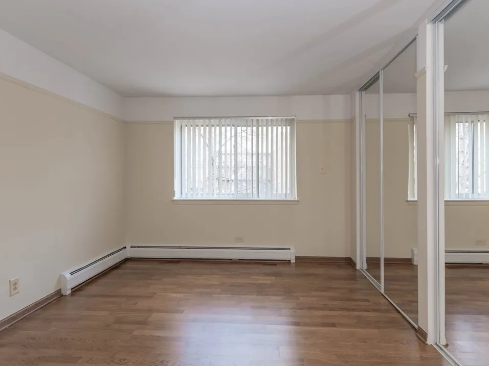 Winthrop Place Apartments