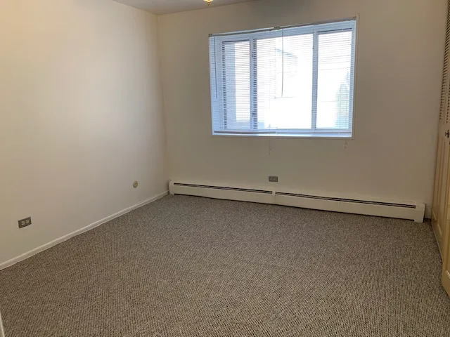 model apartment bedroom