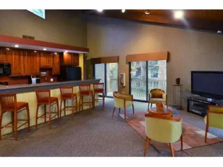 701 Royal Saint George Apartments