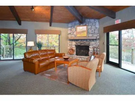 701 Royal Saint George Apartments