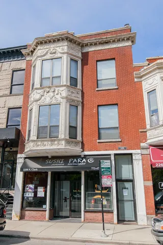 2258 North Clark Apartments