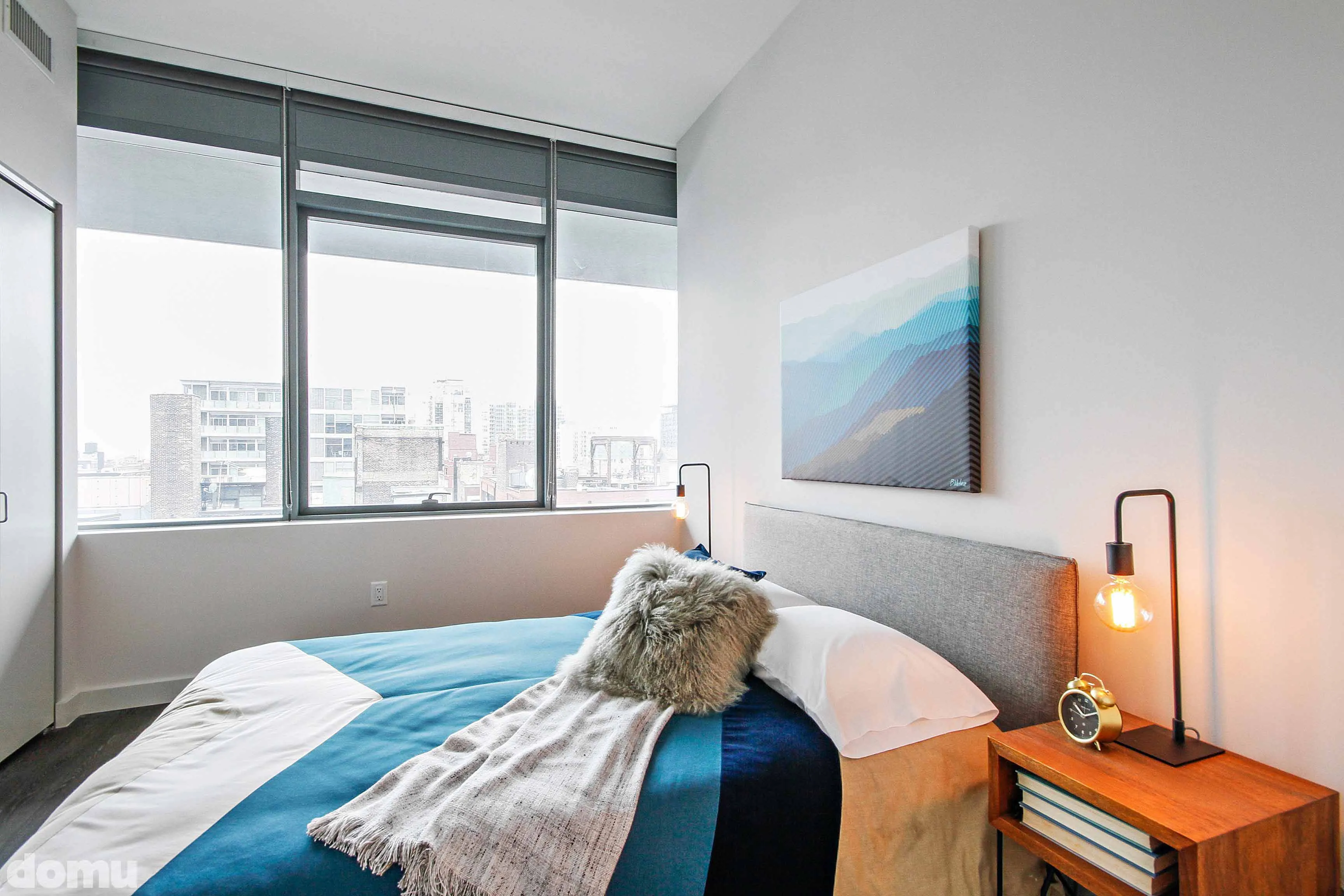 living room model unit at 640 North Wells Apartments in River North Chicago