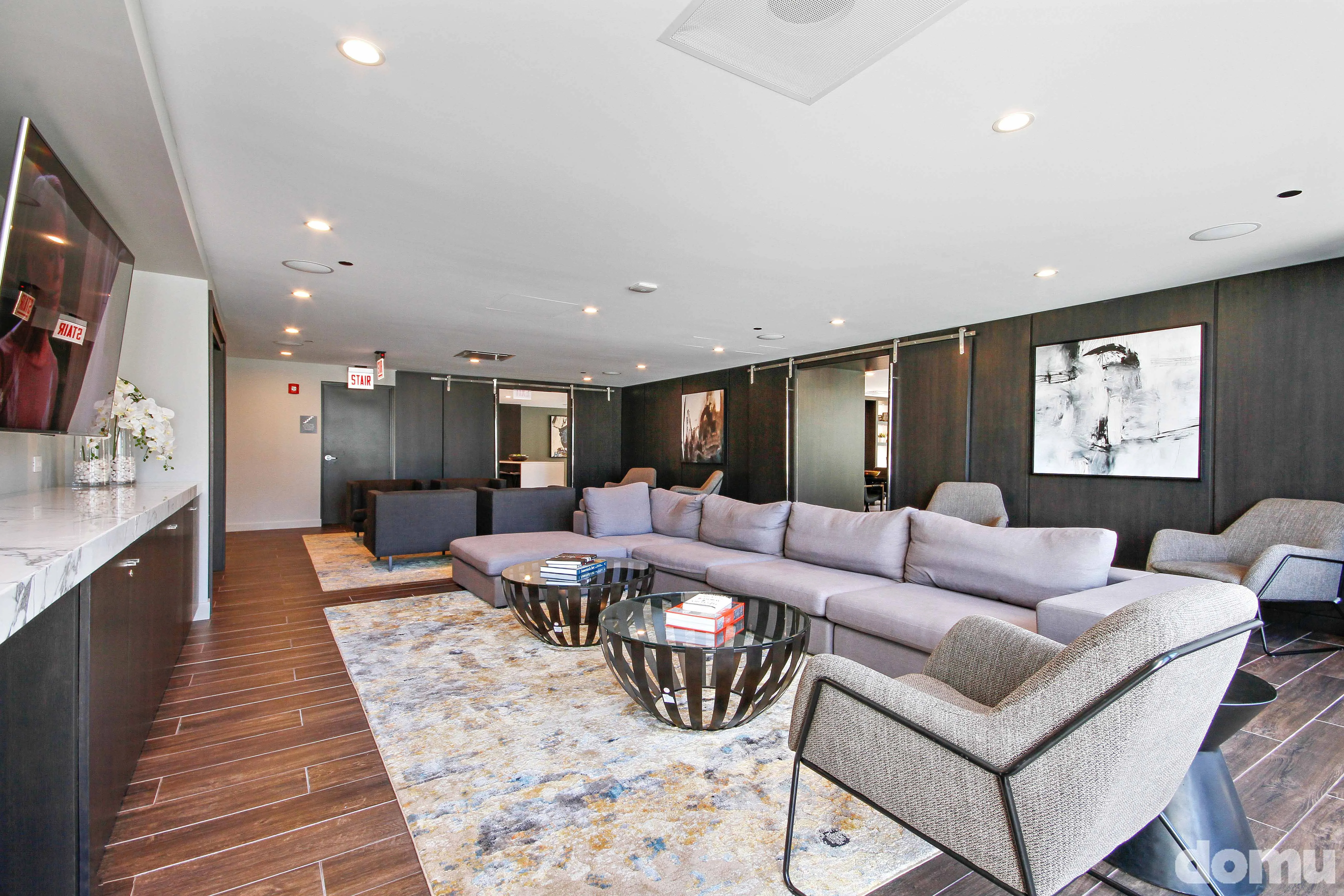 mastyer bedroom at The Hudson Apartments in Chicago