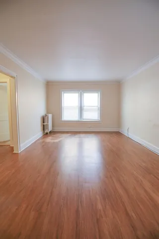 2322 N Commonwealth Apartments