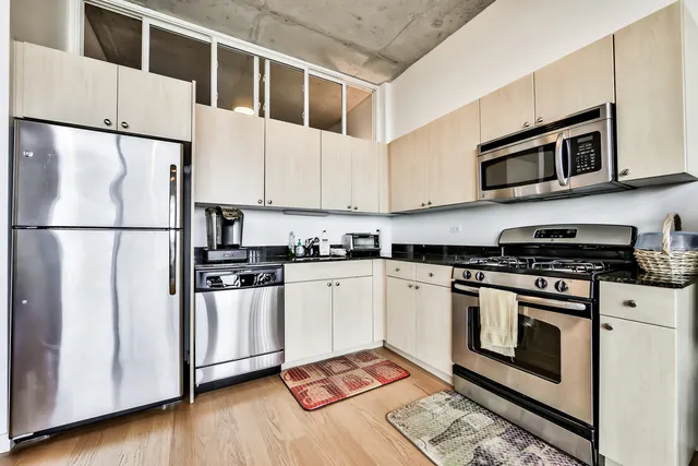 235 West Van Buren Apartments