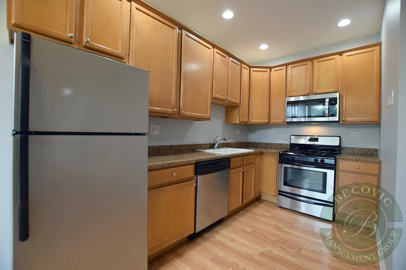 2451 W HOWARD ST 60645-unit#204-Skokie-IL