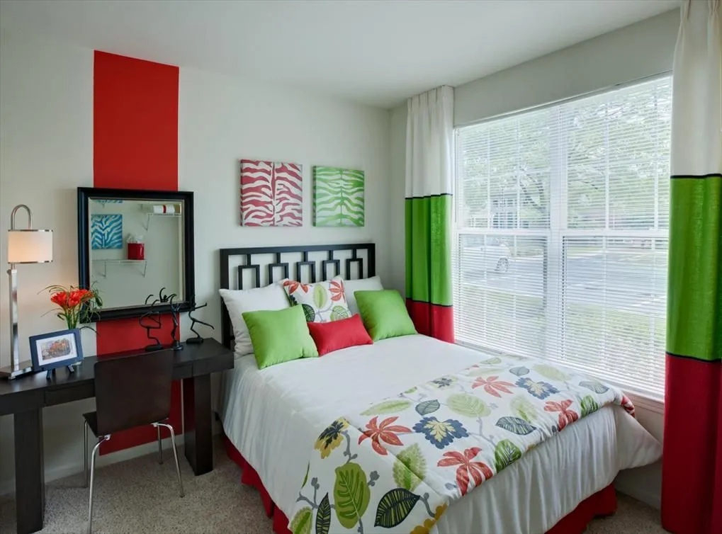 2nd bedroom furnished model at The Aventine at Oakhurst North