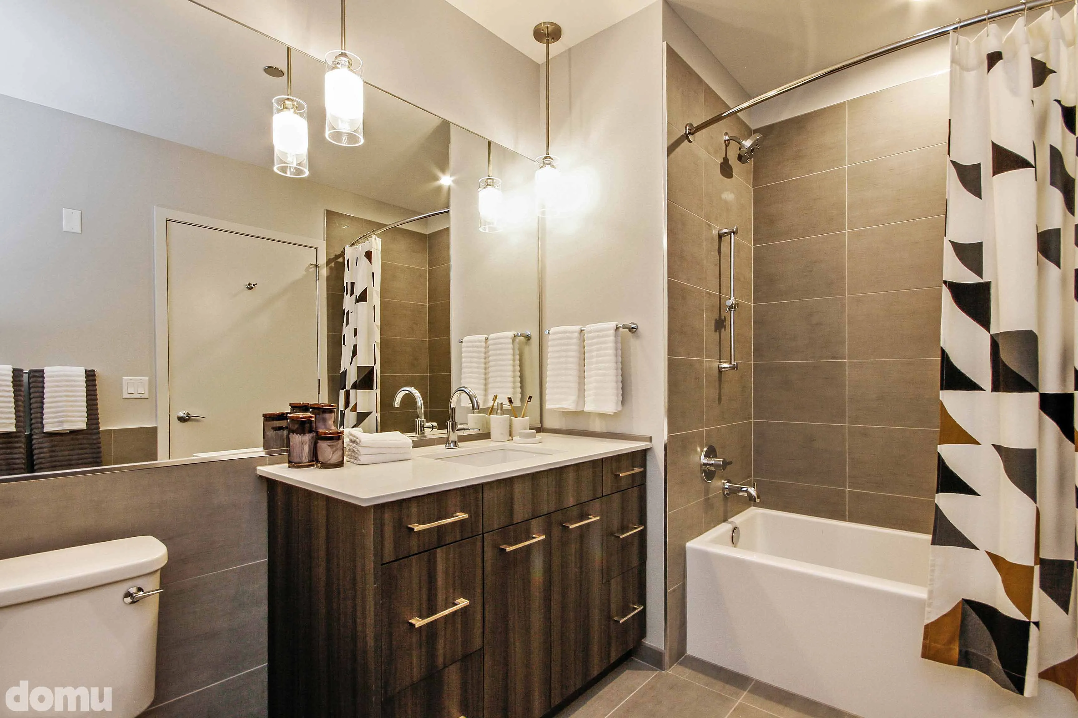 living room model unit at 640 North Wells Apartments in River North Chicago