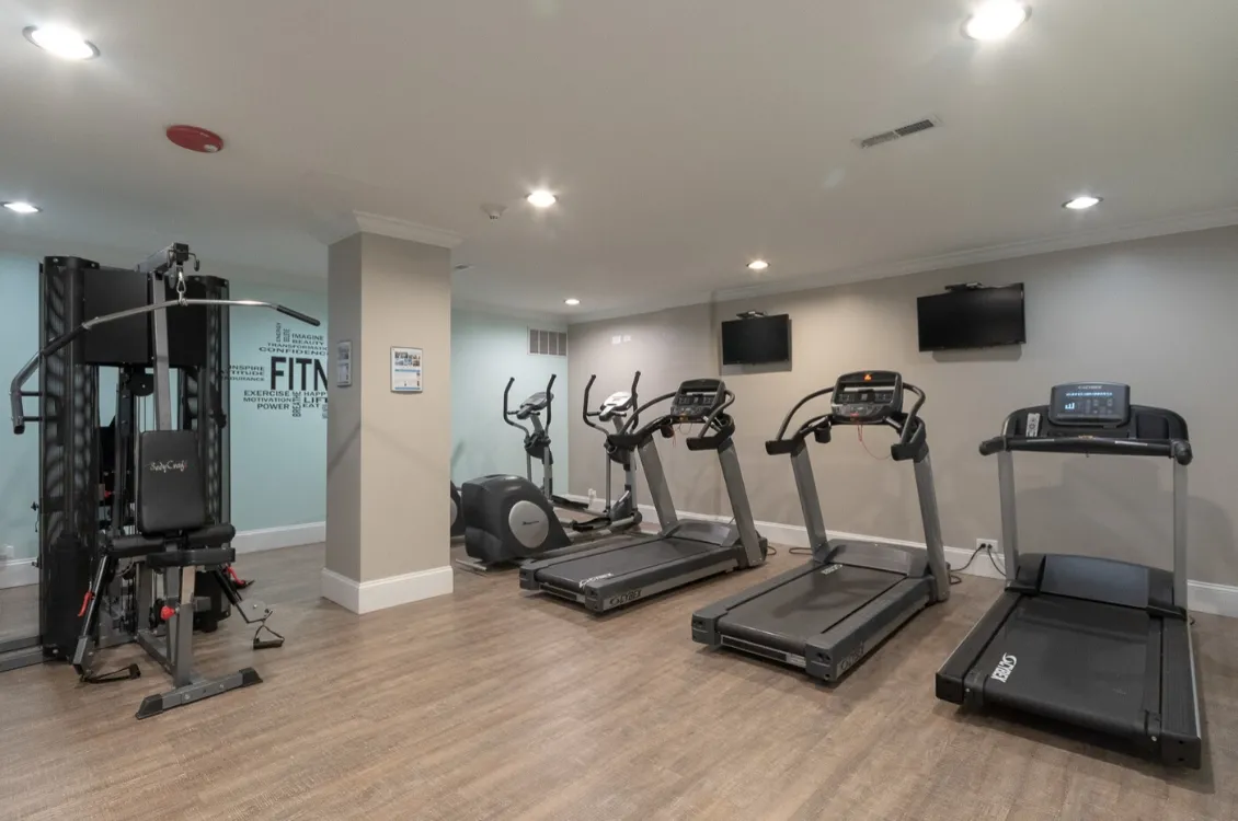 25 East Delaware Apartments