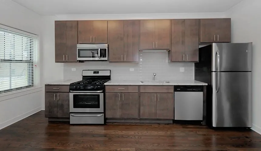 furnished model living room at 5425 North Clark Apartments