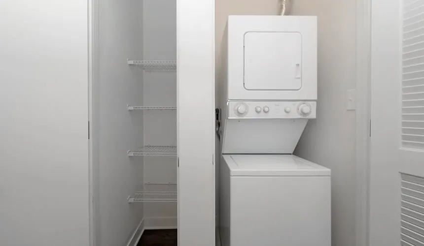 furnished model living room at 5425 North Clark Apartments