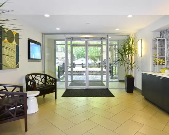 kitchen at Reside at 2727 Apartments in Lincoln Park Chicago