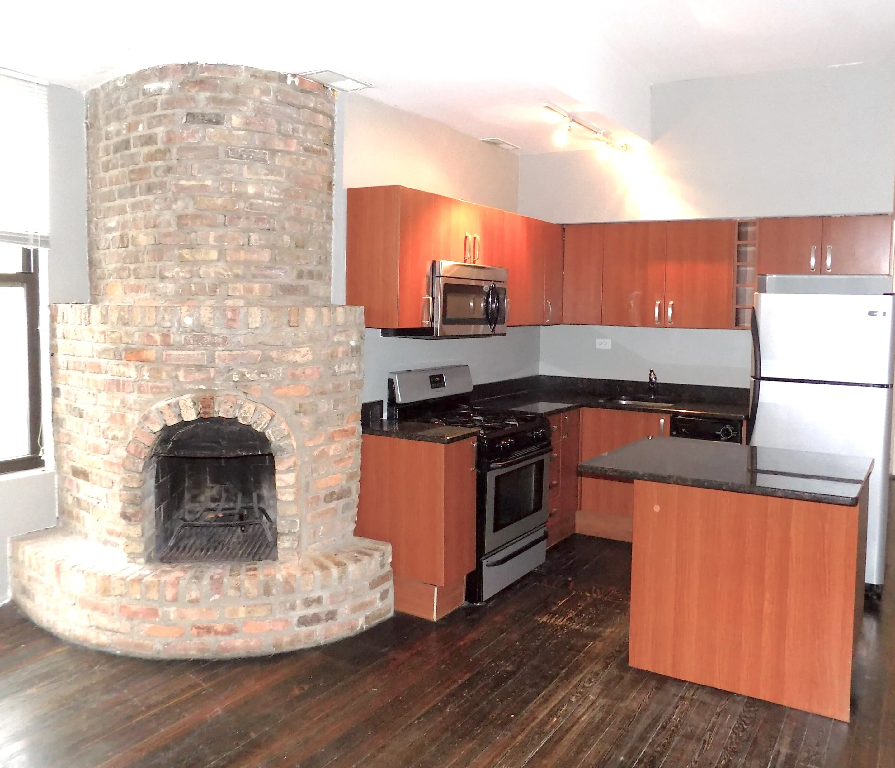 2824 N ORCHARD ST 60657-2824 N Orchard-Chicago-IL