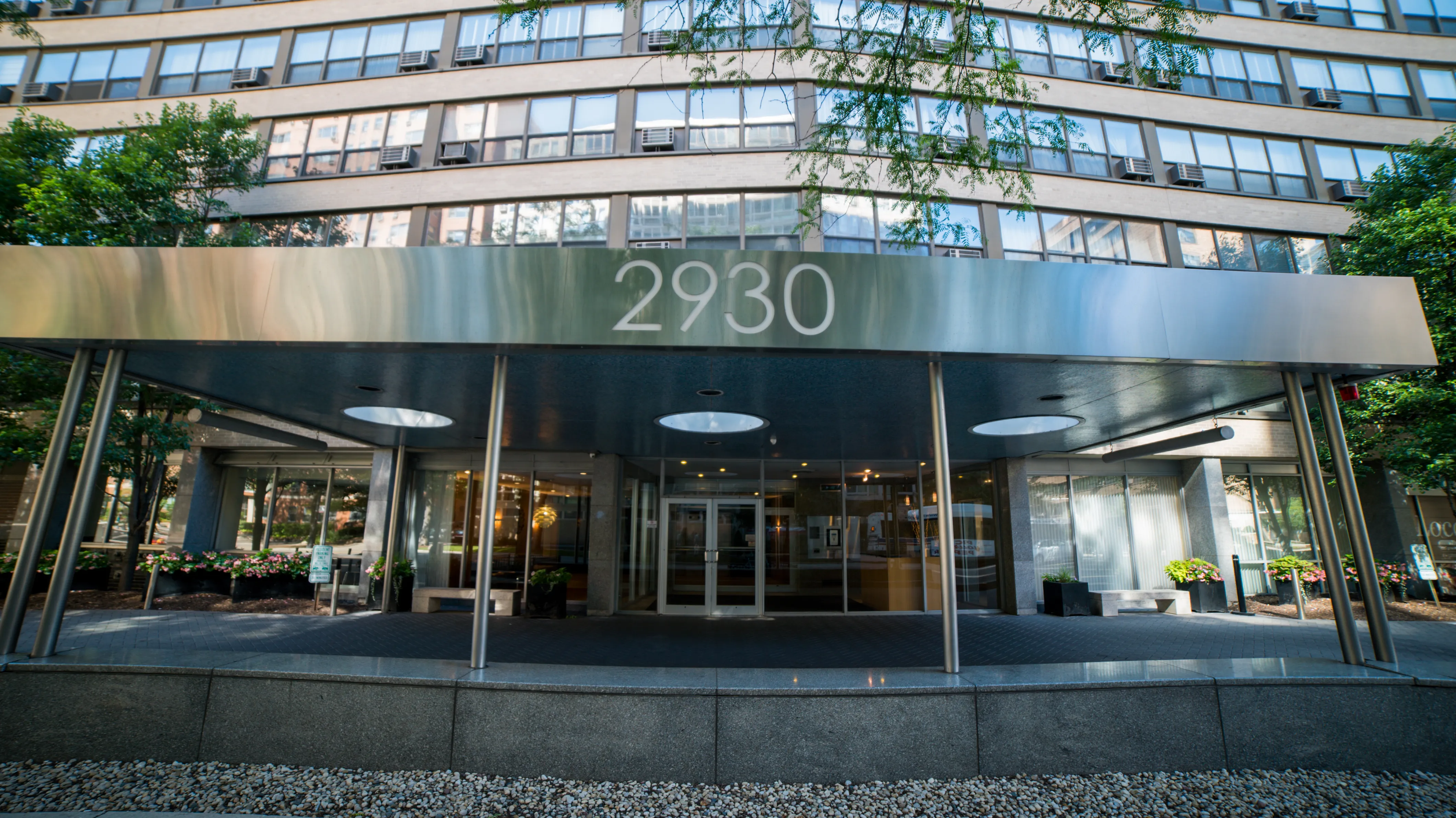 2930 N SHERIDAN RD 60657-2930 N Sheridan-Chicago-IL