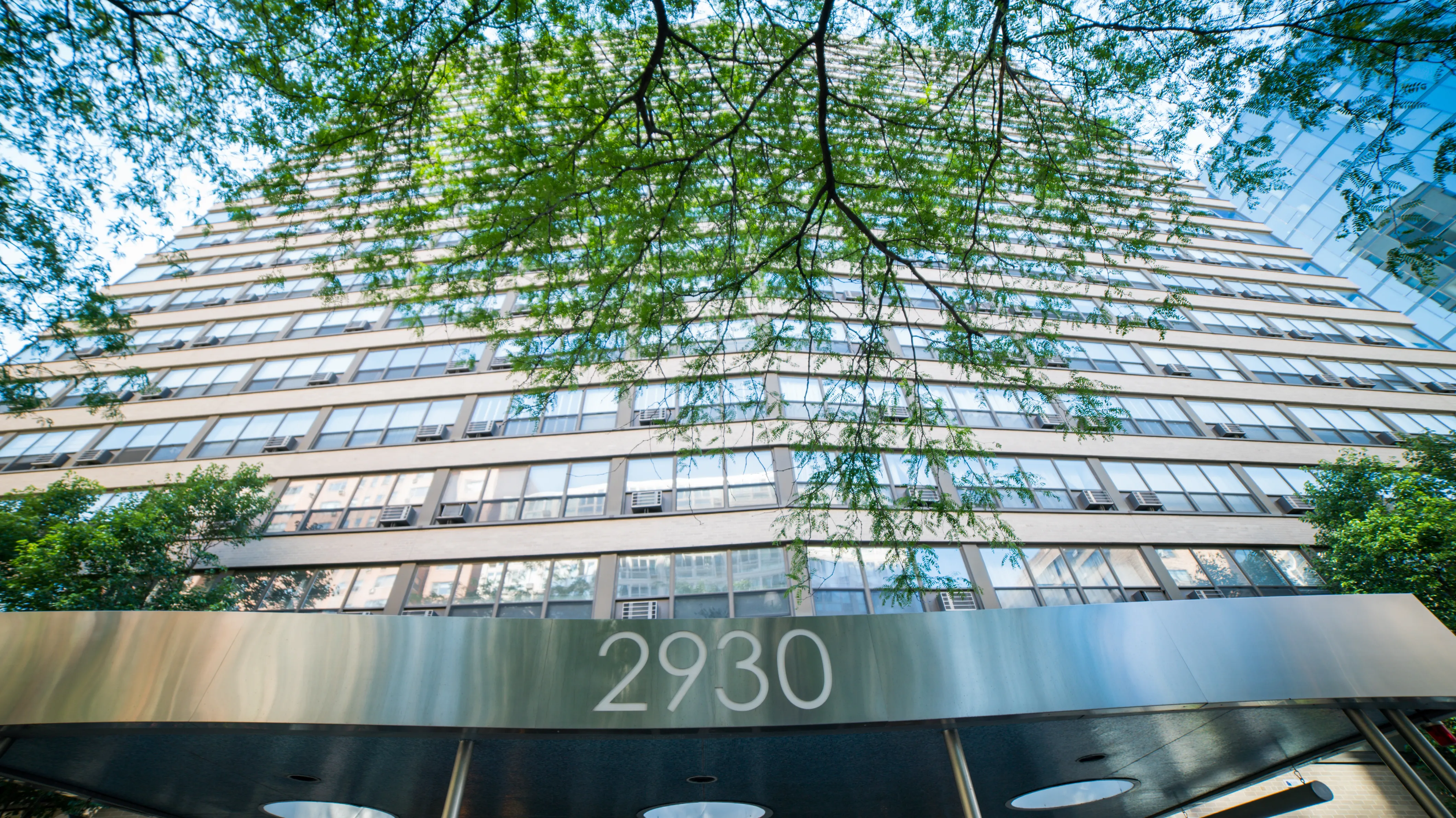 2930 N SHERIDAN RD 60657-2930 N Sheridan-Chicago-IL