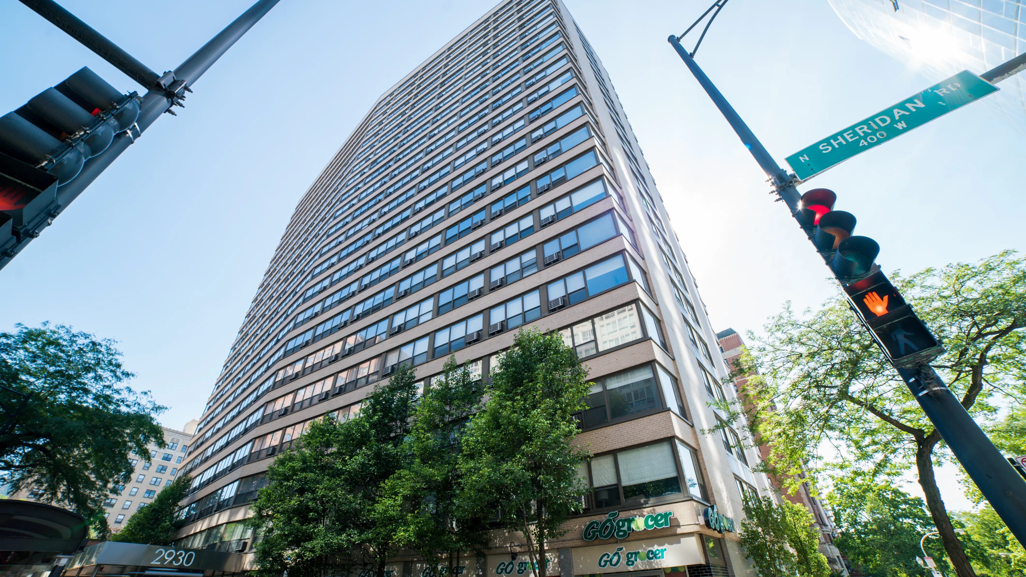 2930 N SHERIDAN RD 60657-2930 N Sheridan-Chicago-IL