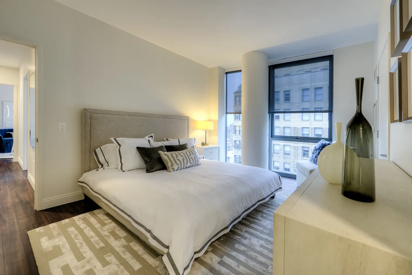 2950 North Sheridan Apartments