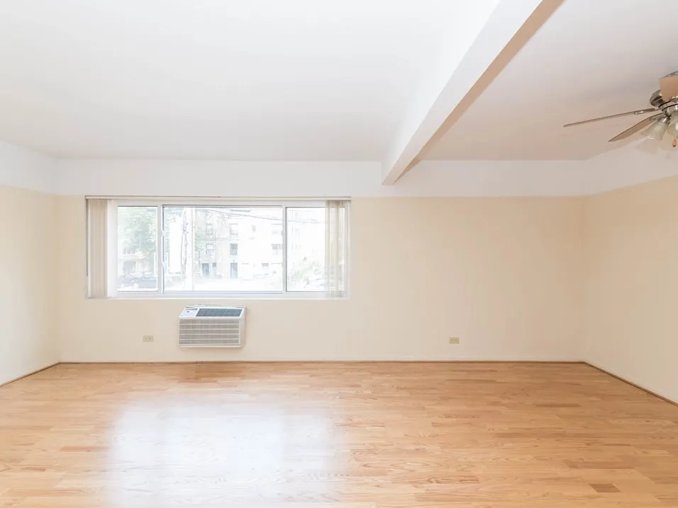 Melrose Shores Apartments