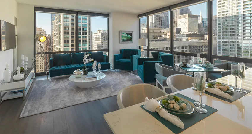sky lounge at 73 East Lake Apartments in the Chicago Loop