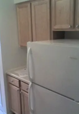 5534 N Kenmore Apartments