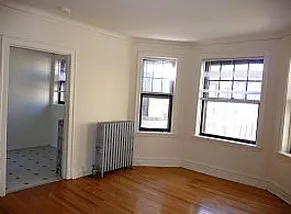 6171 N Winchester Apartments