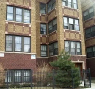 4867-71 N Washtenaw Apartments
