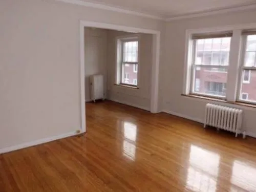 5900-5910 North Kenmore Apartments