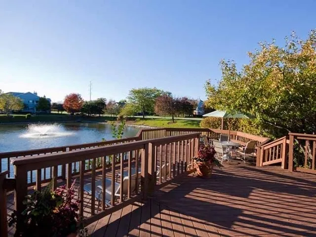 Brookdale Lakes Apartments