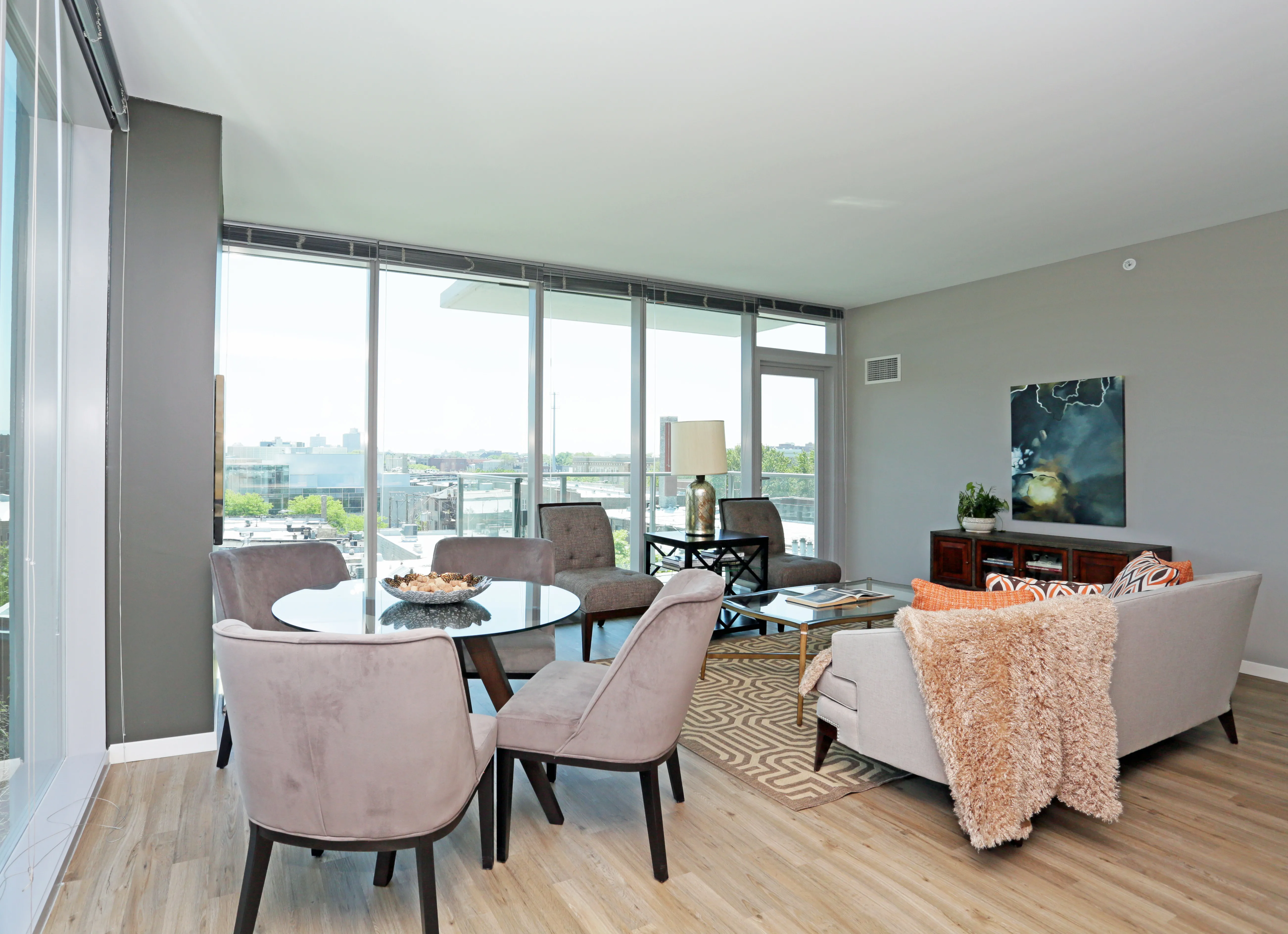 living area and kitchen at Halsted Flats Apartments in Chicago