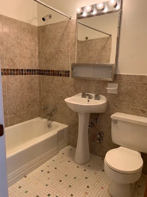 model walk in closet