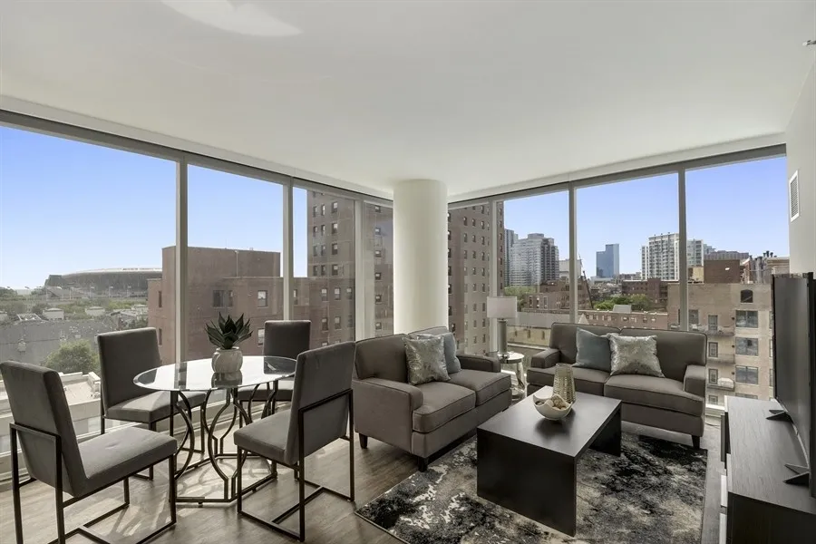 living room at 1407 On Michigan Apartments at 1407 South Michigan Ave