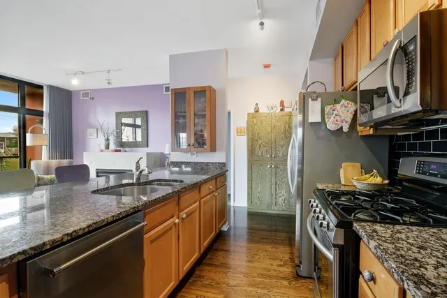 3232 North Halsted Apartments