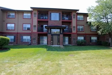 348  GLENWOOD DR 60108-Camden at Bloomgindale-Blooimgdale-IL