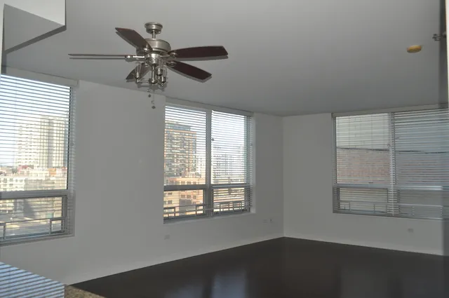 330 W GRAND AVE 60654-unit#1004-Chicago-IL