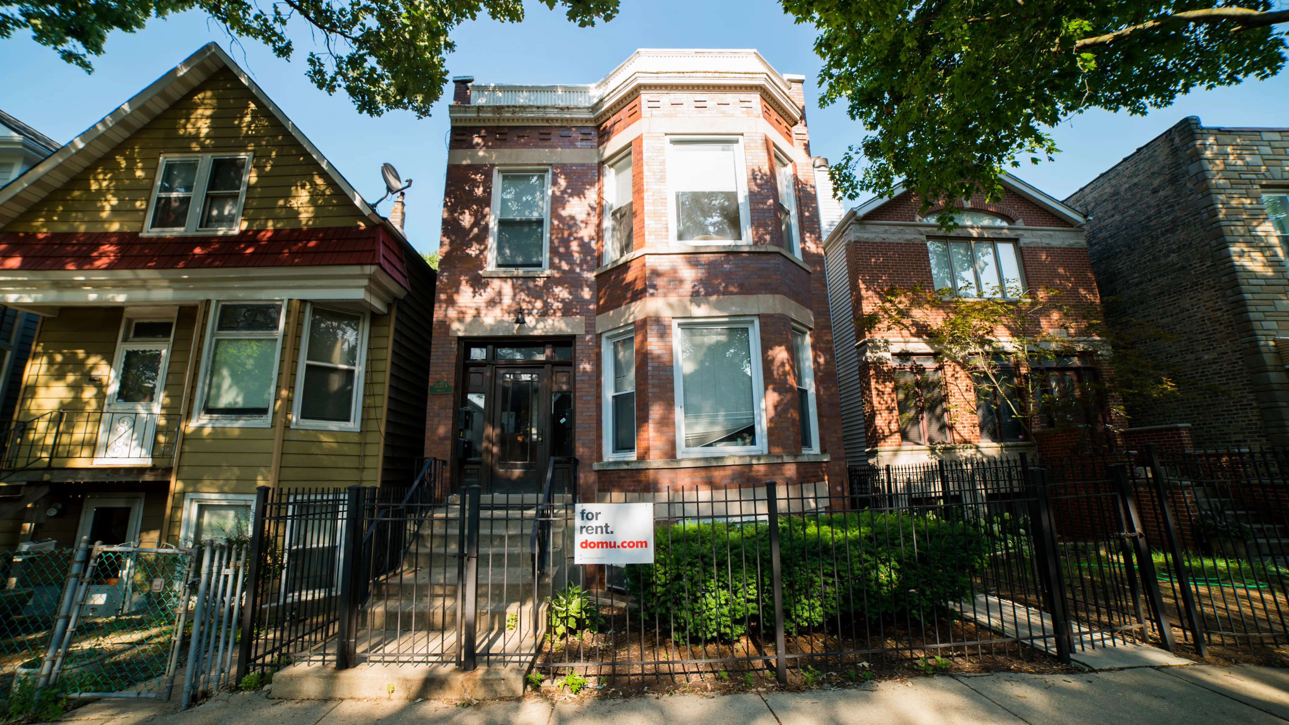 3333 N OAKLEY AVE 60618-3333 N Oakley-Chicago-IL