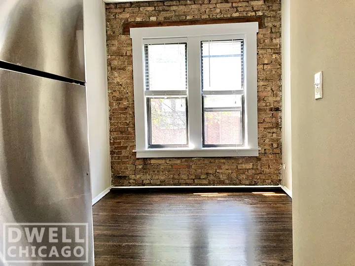 3431 N Elaine Place Apartments