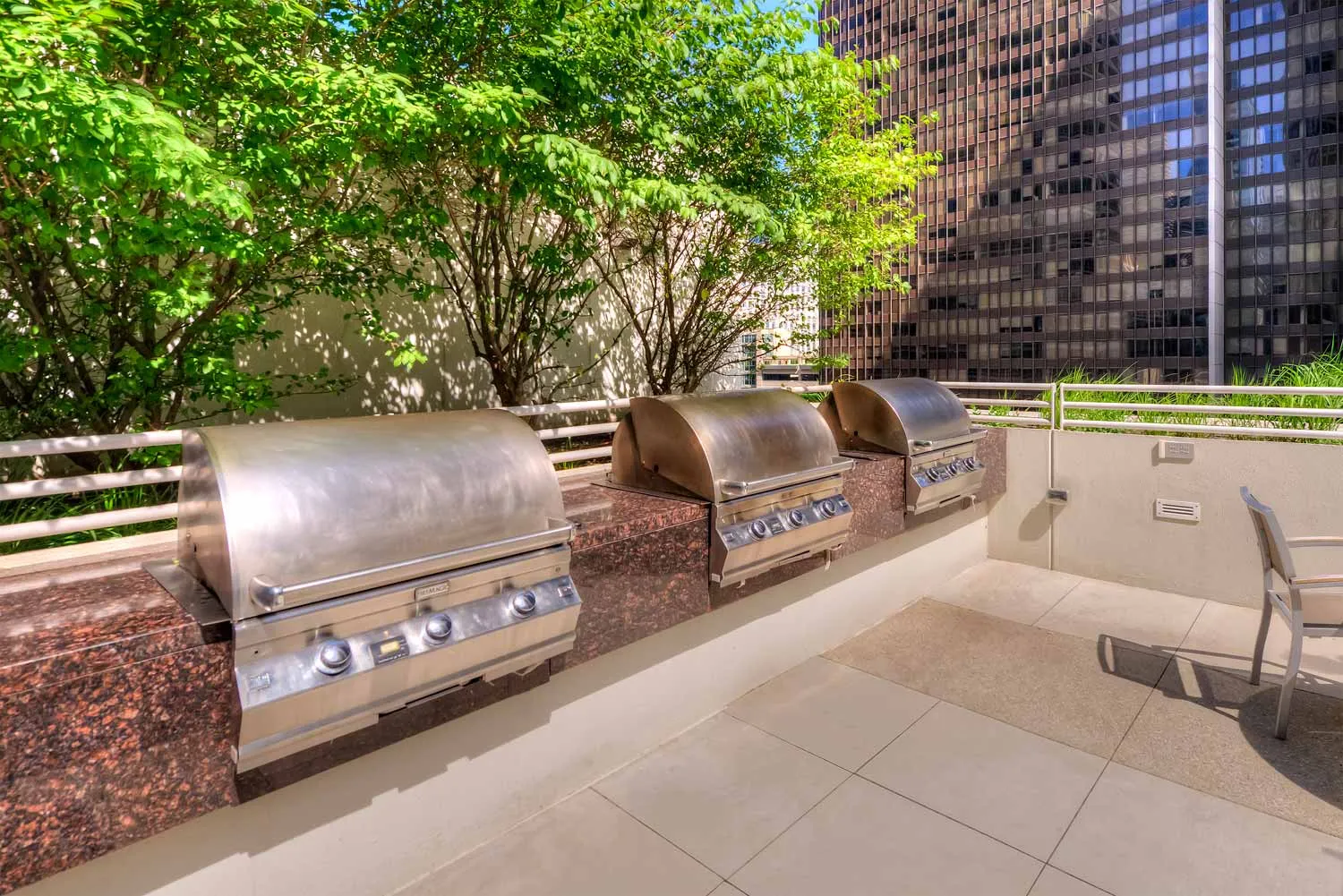 living room with downtown view at Atwater apartments in Streeterville
