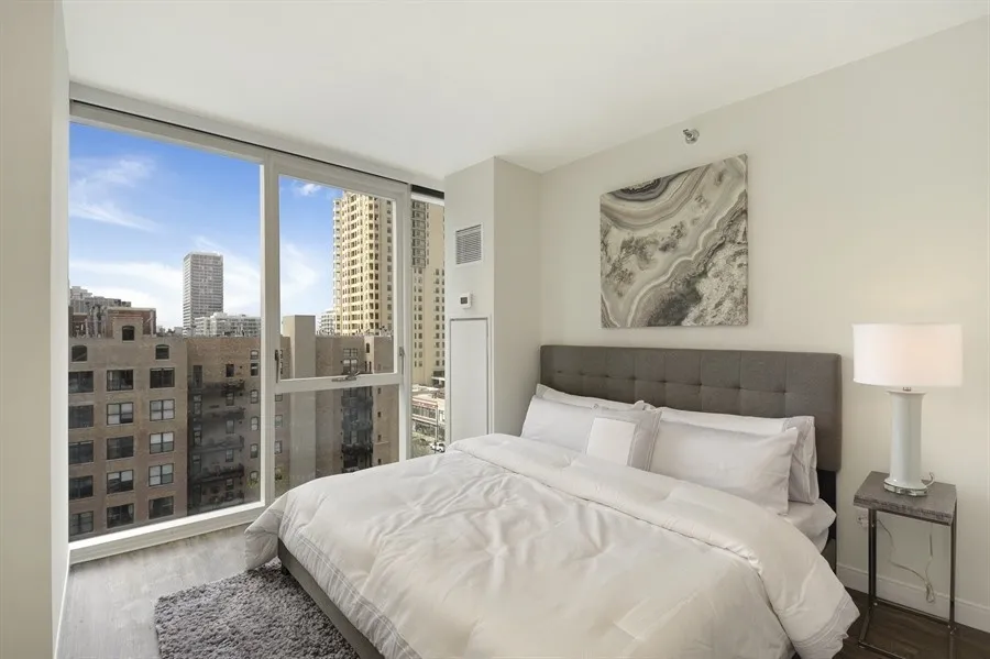 living room at 1407 On Michigan Apartments at 1407 South Michigan Ave