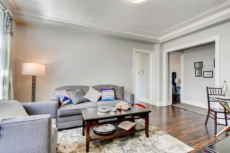 3604 N PINE GROVE AVE 60613-unit#3-E-Chicago-IL